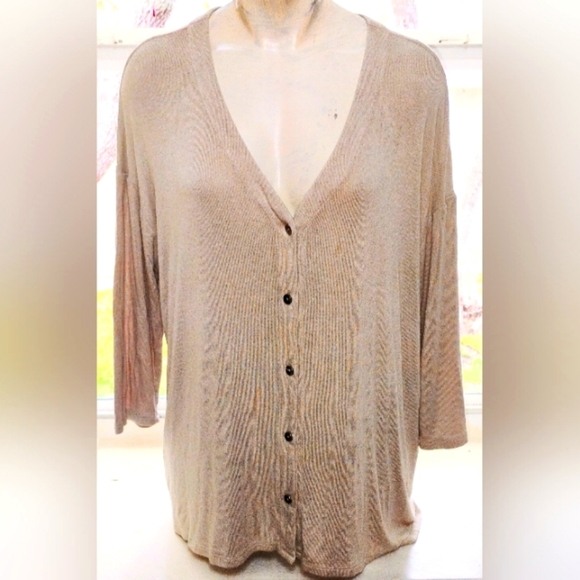 Women's J Jill Wearever Neutral Beige Minimalist Button Down Cardigan Size M - Picture 1 of 9